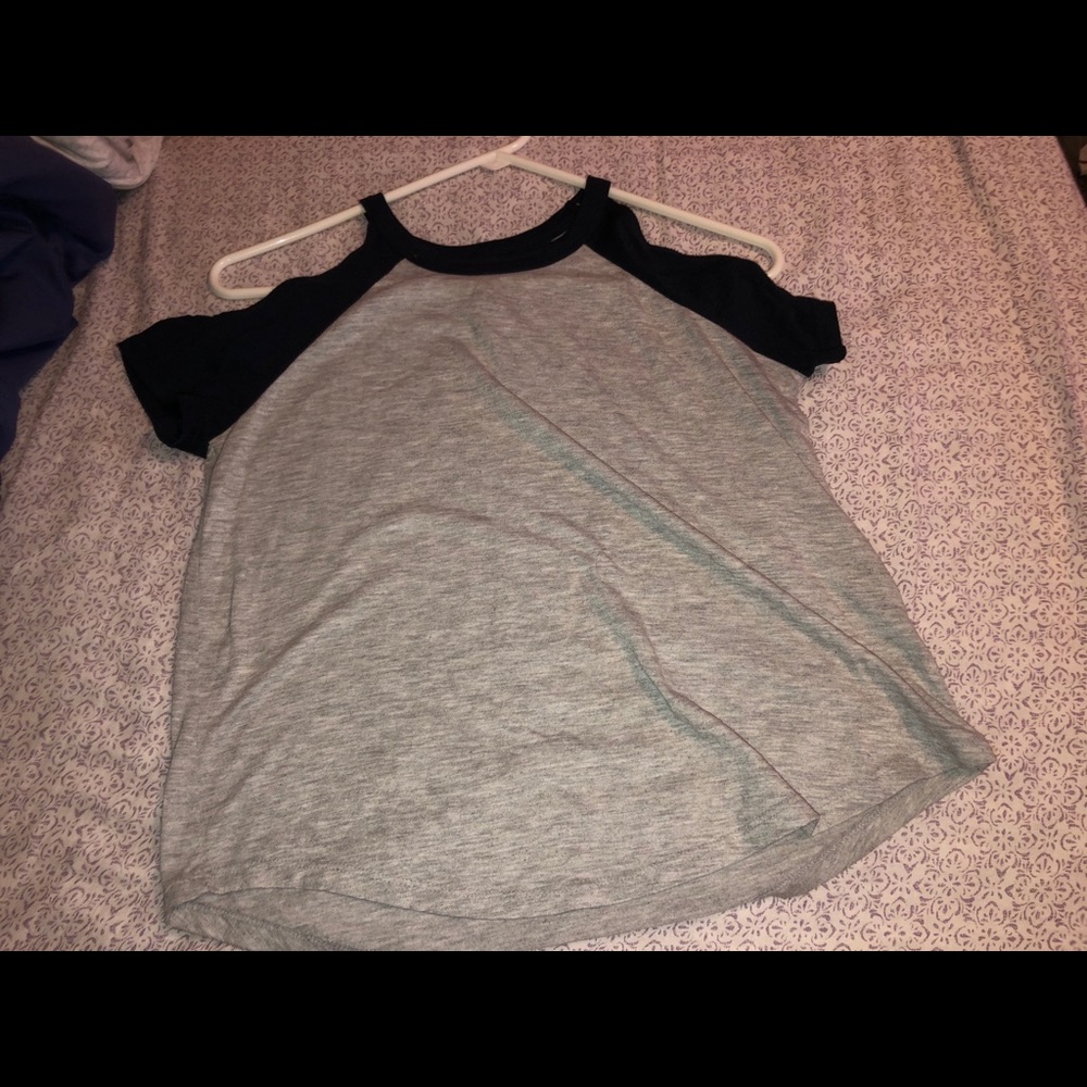 Aeropostale cold shoulder tee